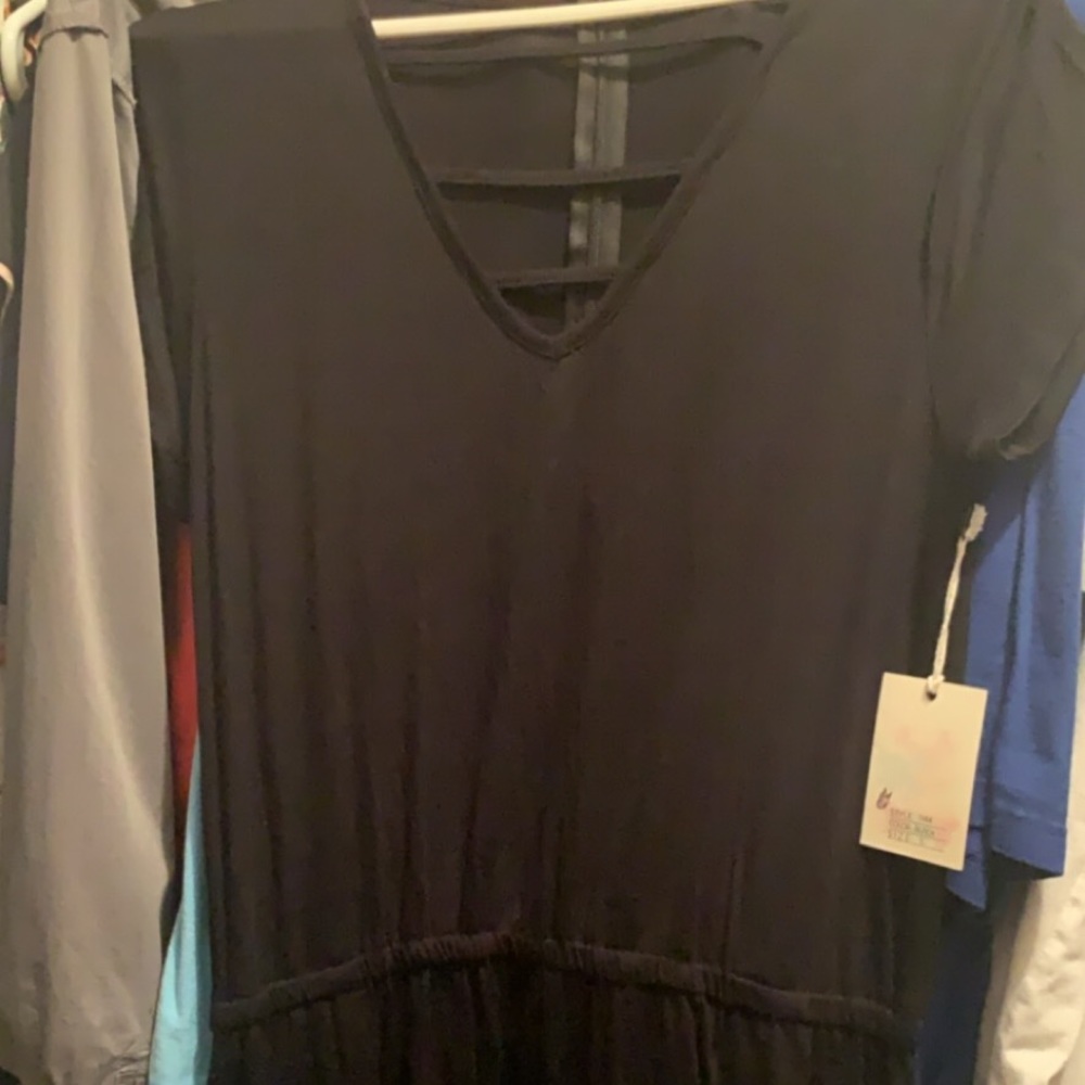 Never worn brand new with tags on it Quartz